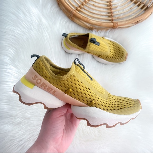 Sorel Shoes - Sorel Kinetic Impact Lace Up Sneakers Yellow Lightweight Scalloped Mesh 6